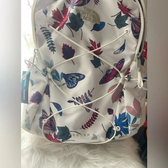 NWT NORTH FACE BACKPACK - Picture 5 of 11